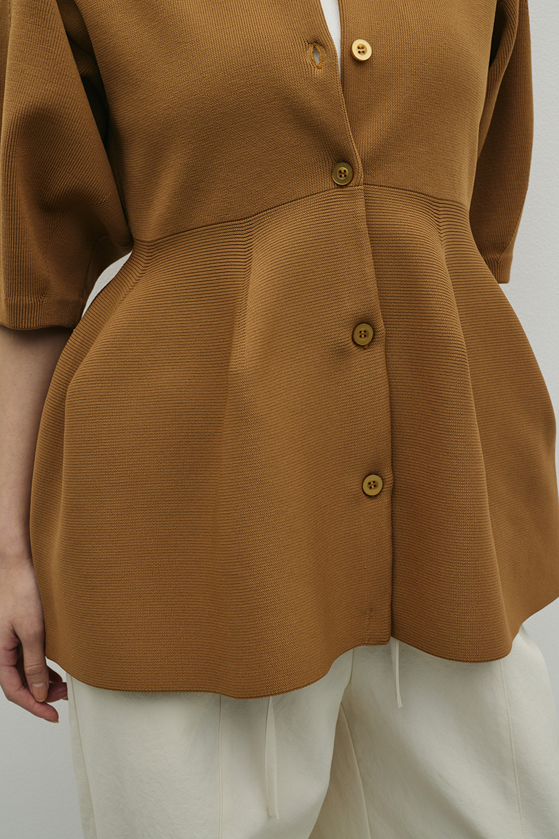 ペプラムフォルムスリーブカーデ 詳細画像 CAM 11