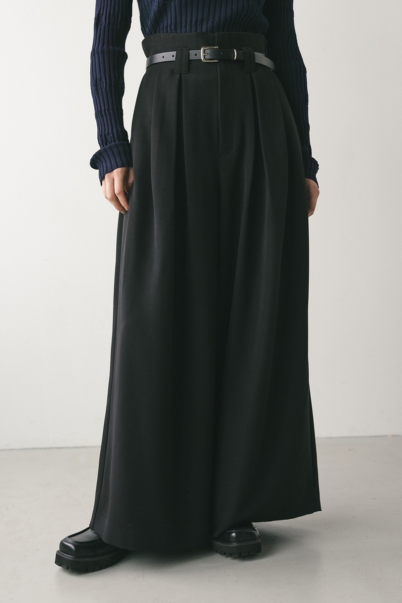 ハイウエストタックワイドパンツ