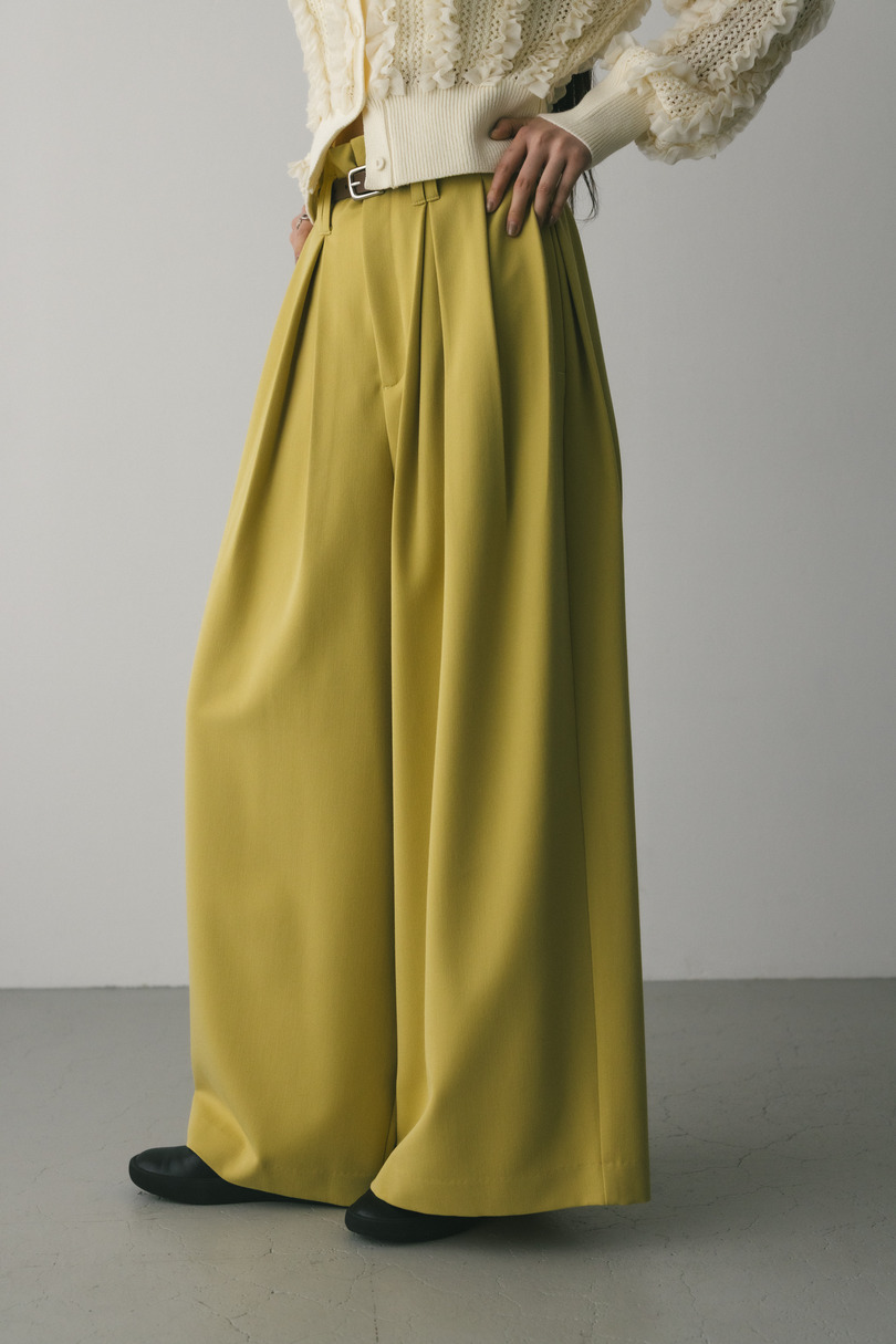 ハイウエストタックワイドパンツ