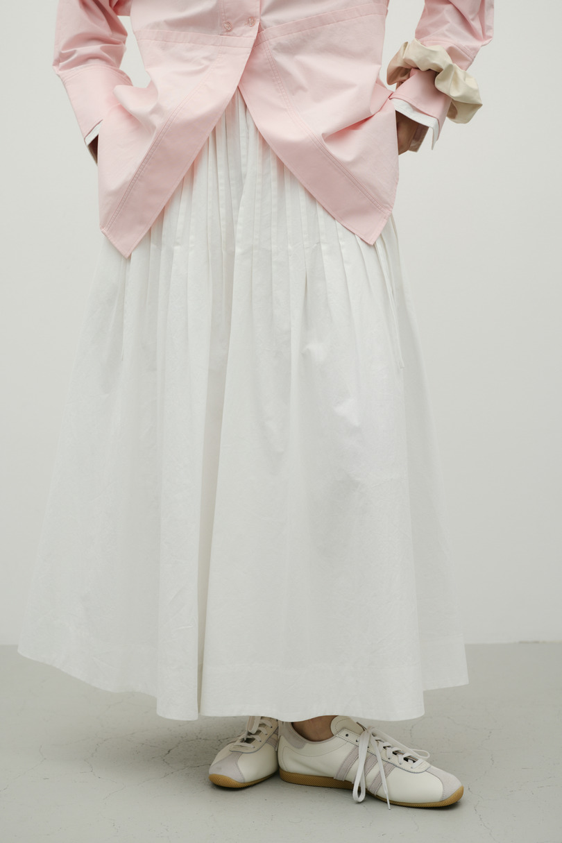 タックプリーツフレアスカート