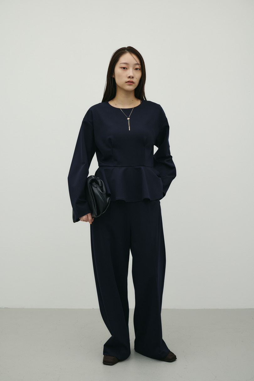 ペプラムフリルオールインワン