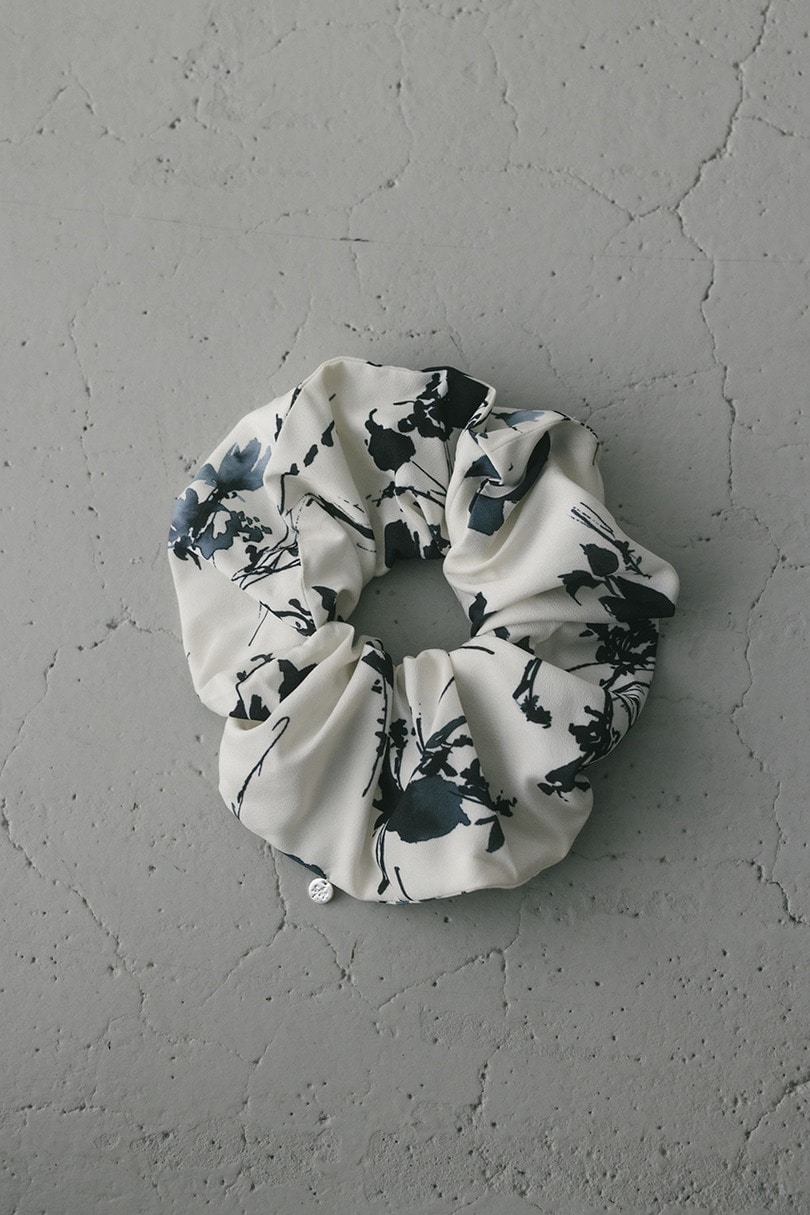 フラワープリントシュシュ 詳細画像 WHT 6