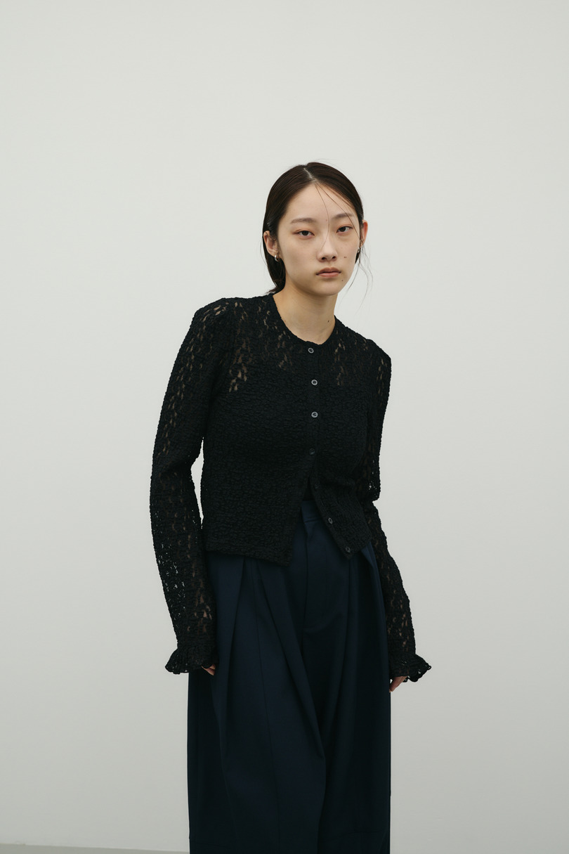 タックショルダーレースカーデ