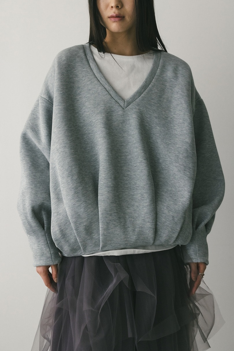 Vネックフォルムダンボールトップ