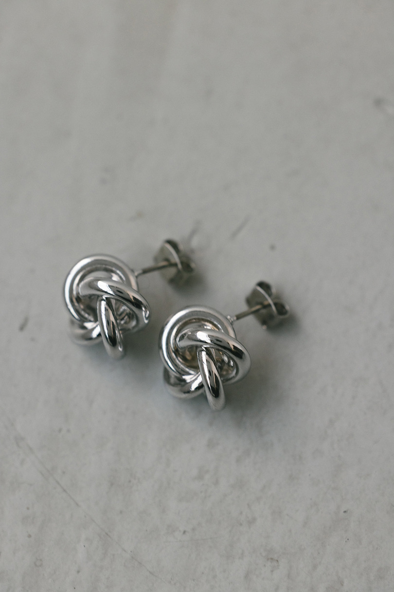 ノットモチーフピアス 詳細画像 SLV 6