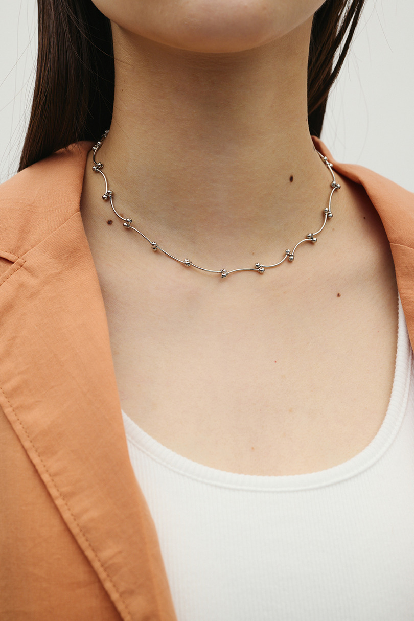 ウェーブデザインチェーンネックレス