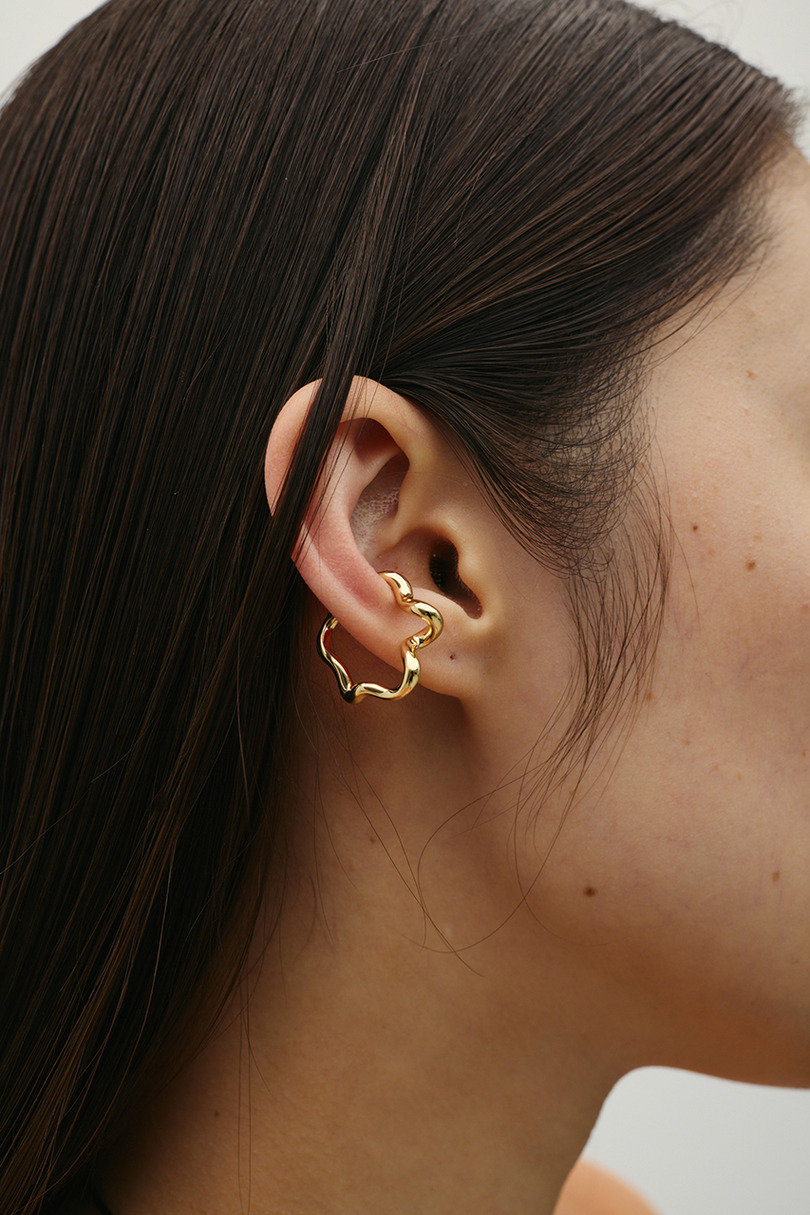 ウェーブラインイヤーカフ