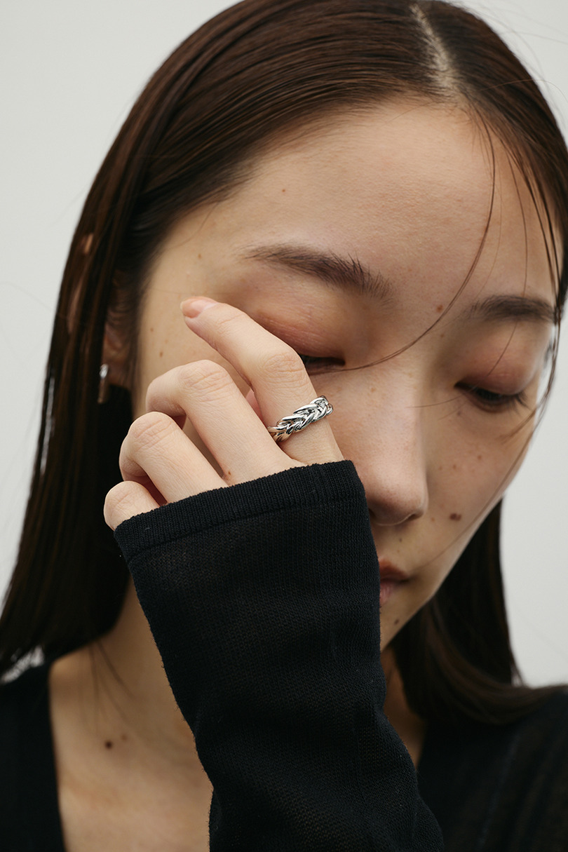 ツイストデザインリング