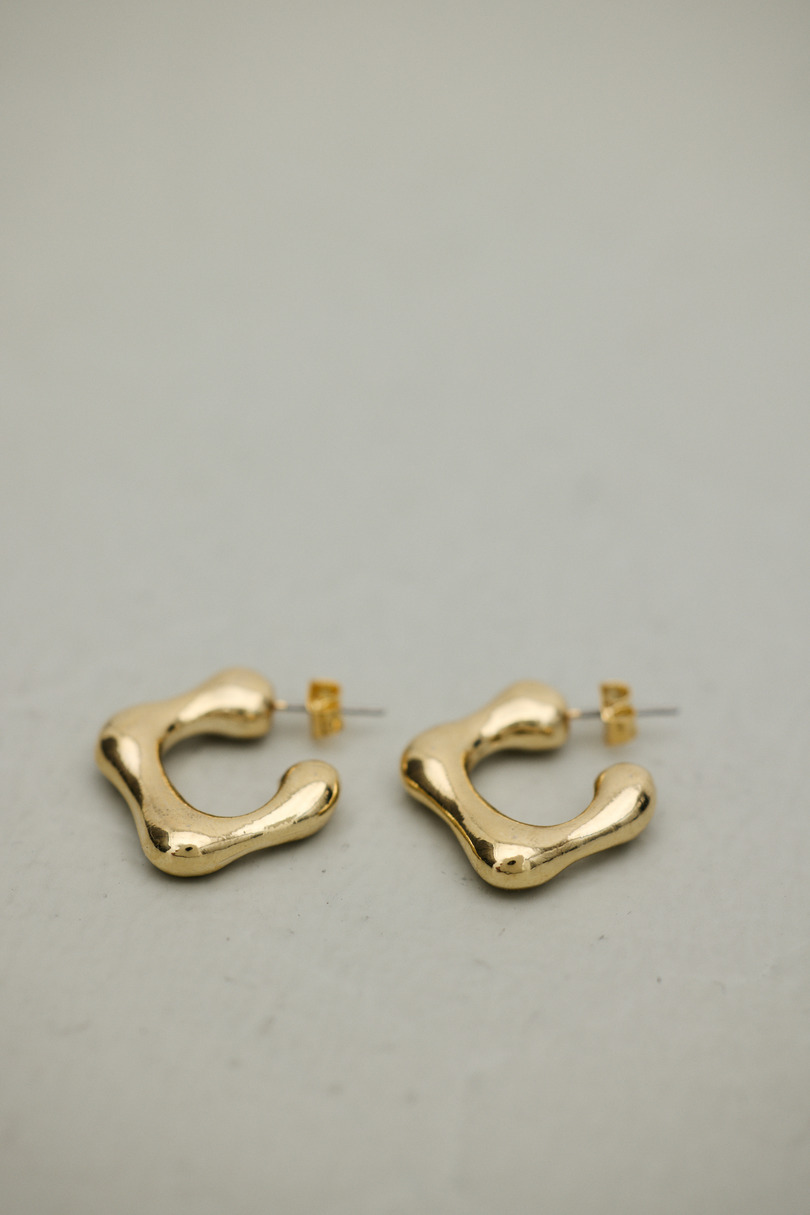 ウェーブラインスクエアピアス 詳細画像 GLD 4
