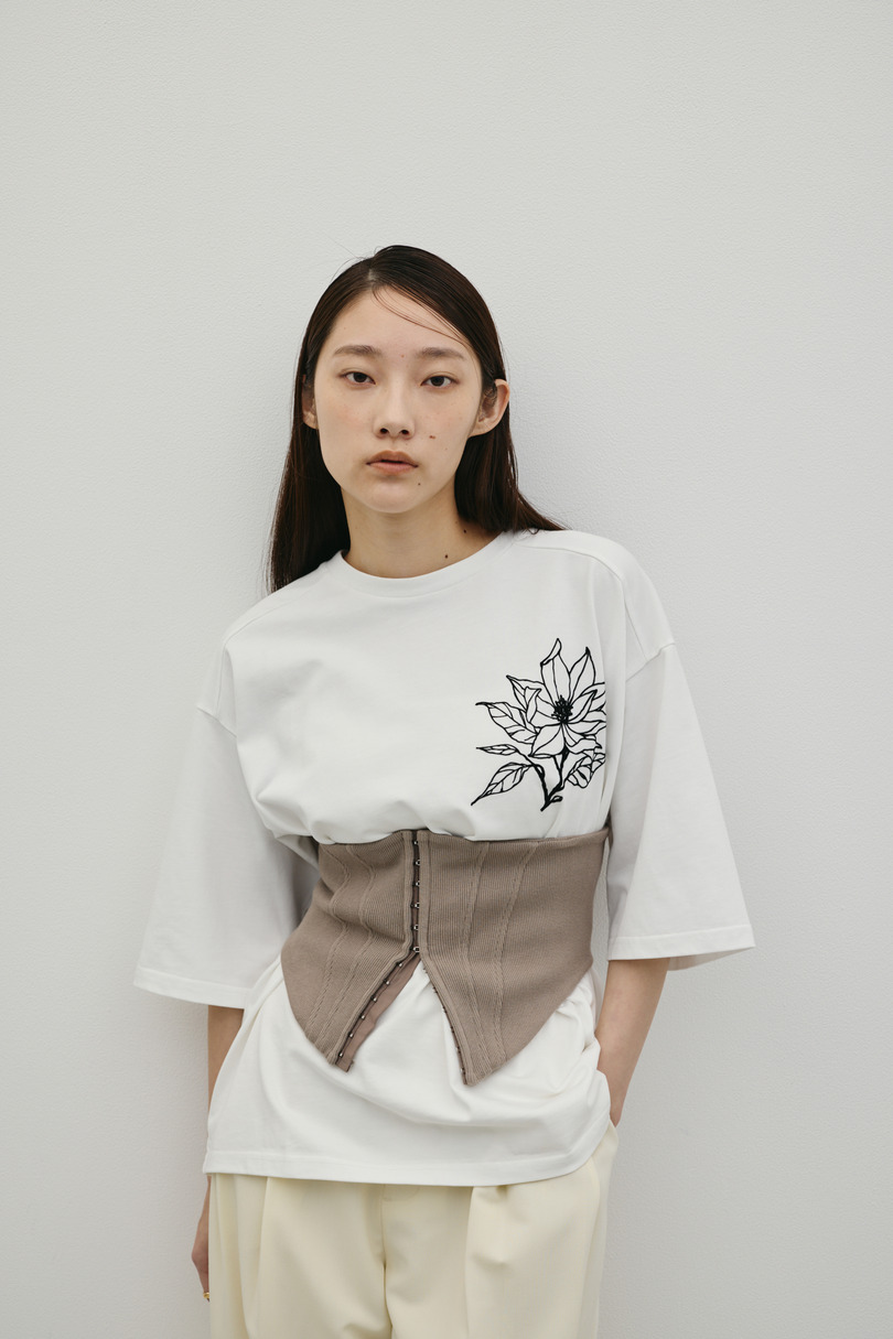 コルセットビスチェ