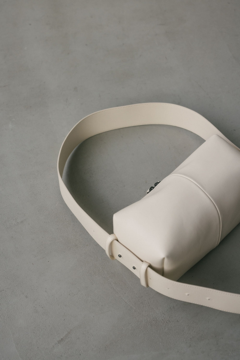 ワイドベルトスクエアバッグ 詳細画像 WHT 6